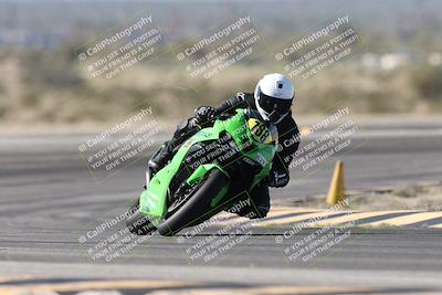 media/Jan-15-2026-Racers Edge (Thu) [[dfebeb70ab]]/3-B Group/Session 2 (Turn 11)/